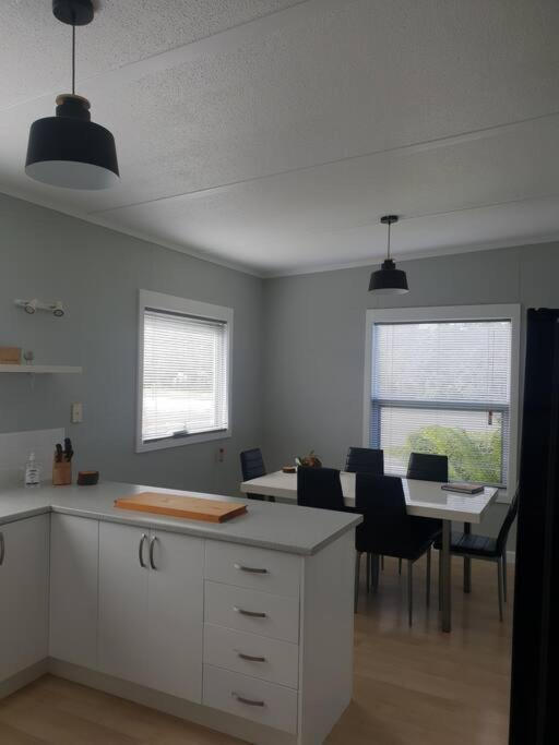 Holiday House On Sale Tullah Exterior foto